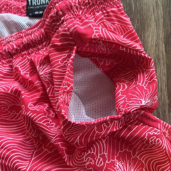 Trunks Swim Trunks Size Medium - Picture 3 of 6